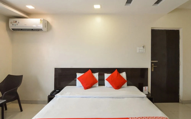 FabHotel Chetan Executive Hadapsar by OYO Rooms