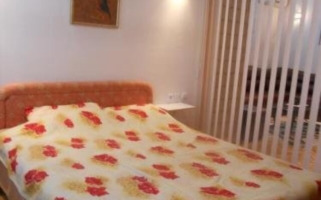 Skopje Holiday N Deluxe Suites