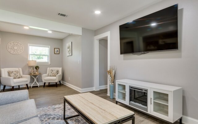 Pensacola Vacation Rental ~ 5 Mi to Beach!