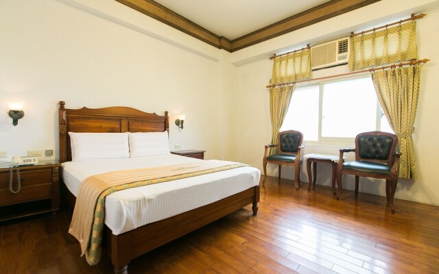 Jing Ai Hotel
