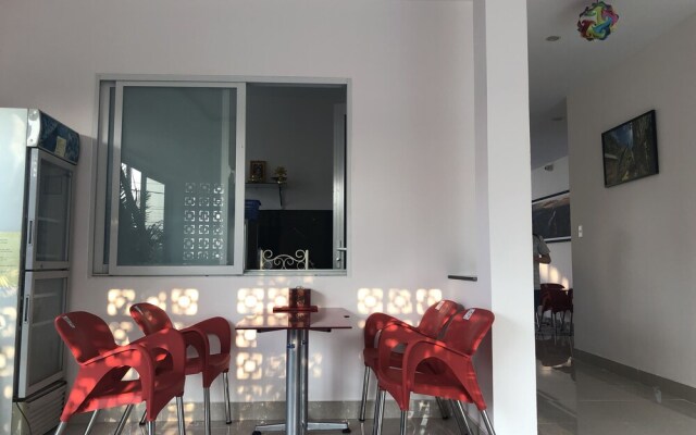 Ideal Villa