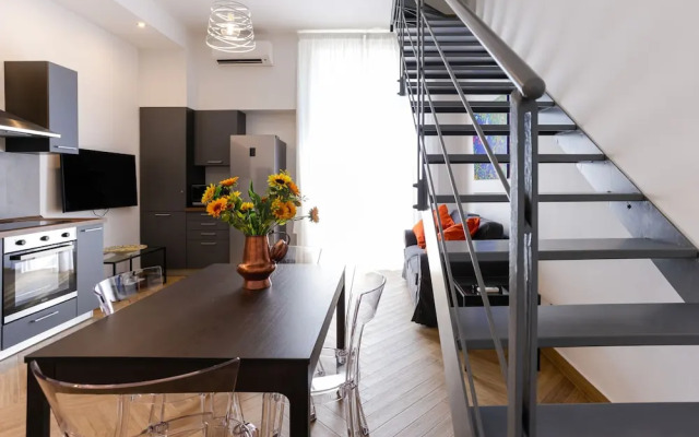 Pessina 90 Rooms in Naples