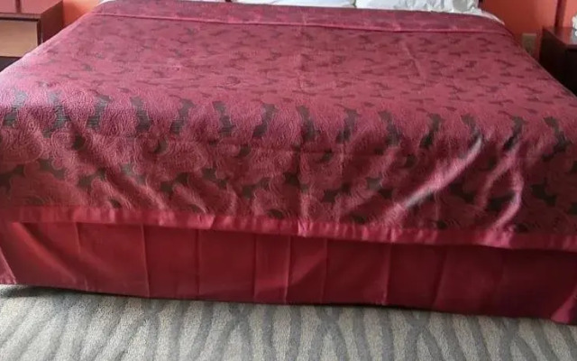 President Inn & Suites