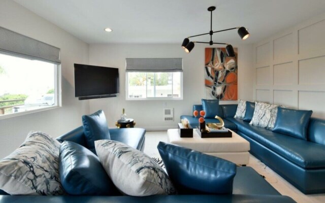 Luxury Cardiff By-the-sea Ocean View Penthouse