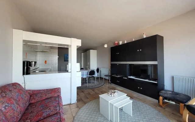 Studio With sea View in Middelkerke