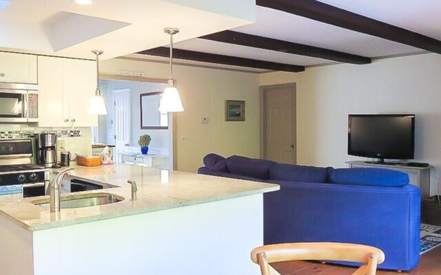 16 Riverview Drive - Three Bedroom Home