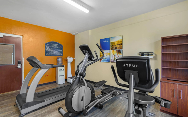 Comfort Suites Savannah Gateway I-95