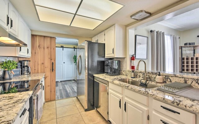 8 Mi to Beaches: Bradenton Home w/ Poolside Oasis!