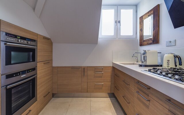 Redcliffe Gardens Rooftop