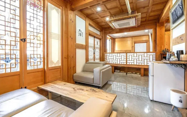 Gyeongju Hanokstay Darak