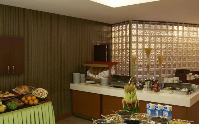 Saffron Hotel