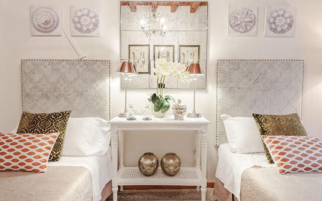 Casa Arias in Lucca With 2 Bedrooms and 1 Bathrooms