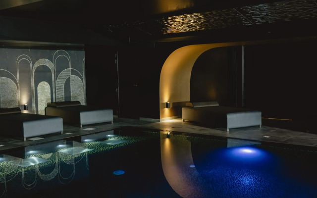 Hugo's Boutique Hotel - Adults Only