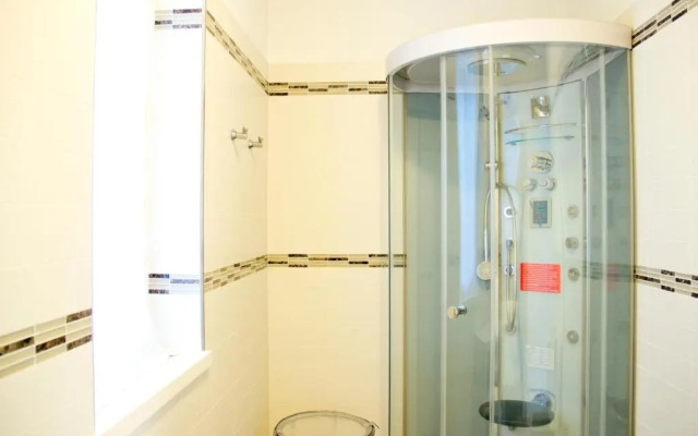 Lakefront Villa La Dolce Vita