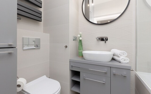 Apartment Sienna Warsaw by Renters