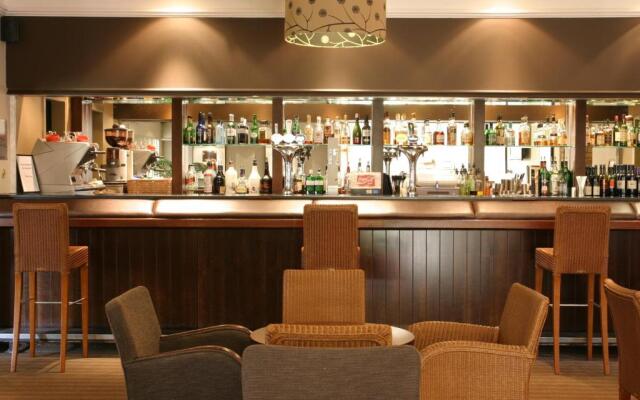 Eight Acres Hotel