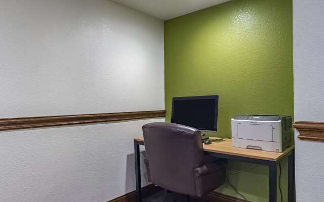 Studio 6 Plano, TX