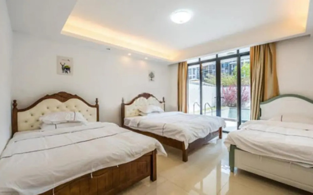 Moon River Sunshine Villa