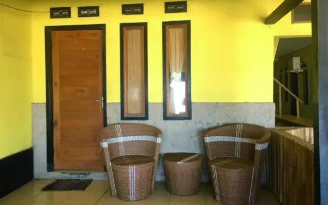 Penginapan Erbysa By Zuzu