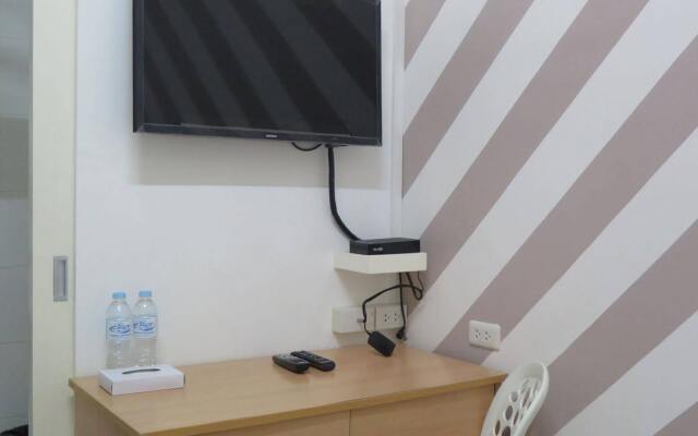 Alicia Tower Residences - Adult Only - Hostel