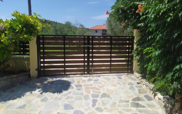 Ioannis Stagkonis House 2