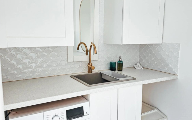 Kos Koliba - Ettalong Beach