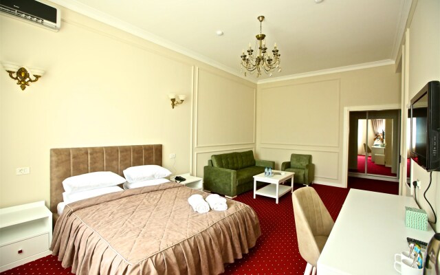 Miraj Hotel