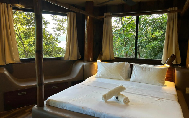 Sangat Island Dive Resort