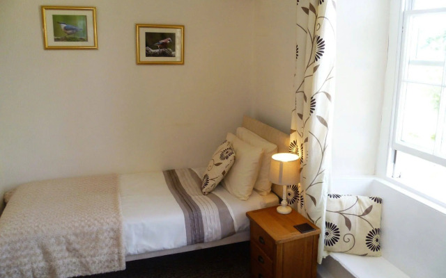 Aberllynfi House