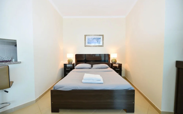 DJ - Bright spacious Studio in JLT