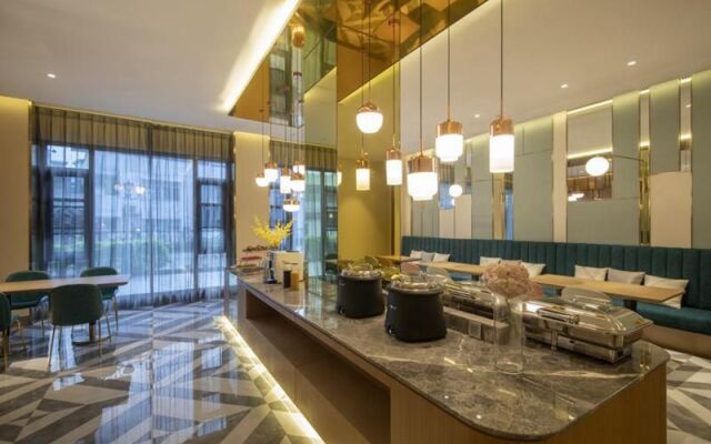 Overseas Chinese Hotel