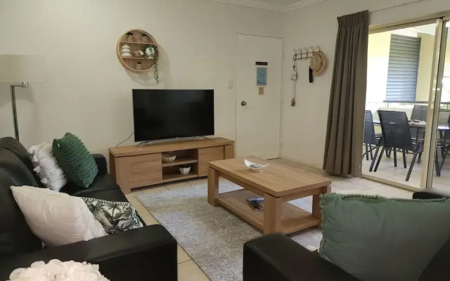 Central Plaza Port Douglas Apartments