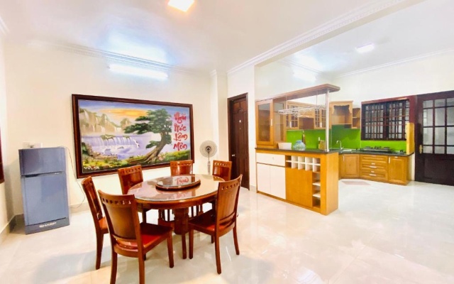 Châu Homestay - Vũng Tàu Biệt Thự 12D Lạc Long Quân – Guest Rooms – Vung Tau