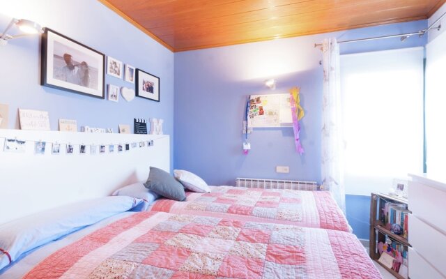 Luring Holiday Home in Girona With Swimming Pool