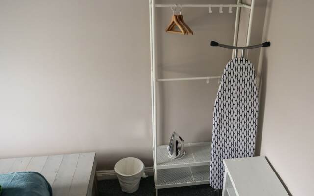 Ha'Penny Bridge Apartments
