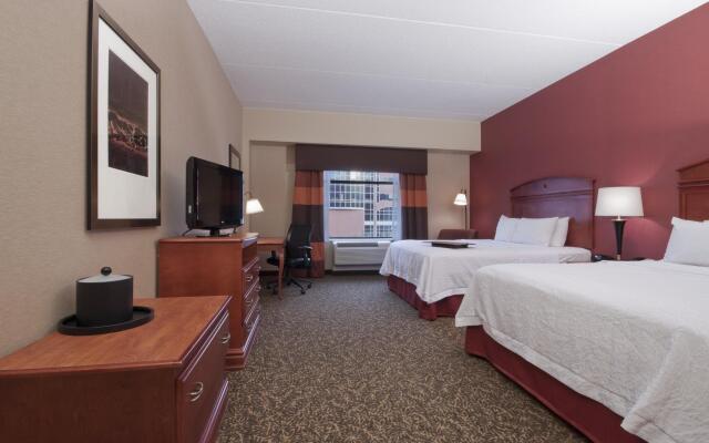 Hampton Inn & Suites Pittsburgh-Downtown