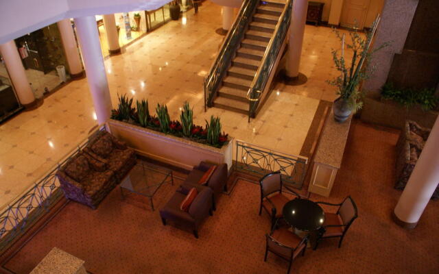 Oxford Palace Hotel And Galleria