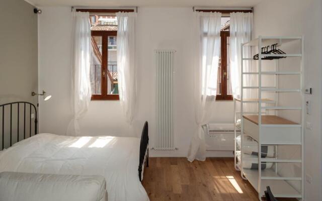 BRE Apartments - Fresche Frasche