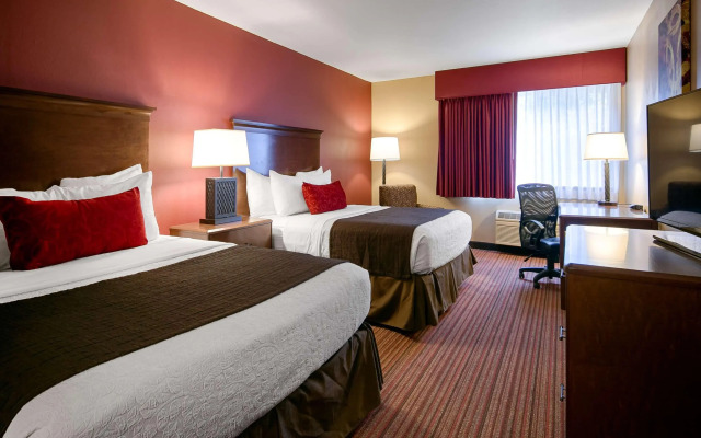 Best Western Woodland Inn