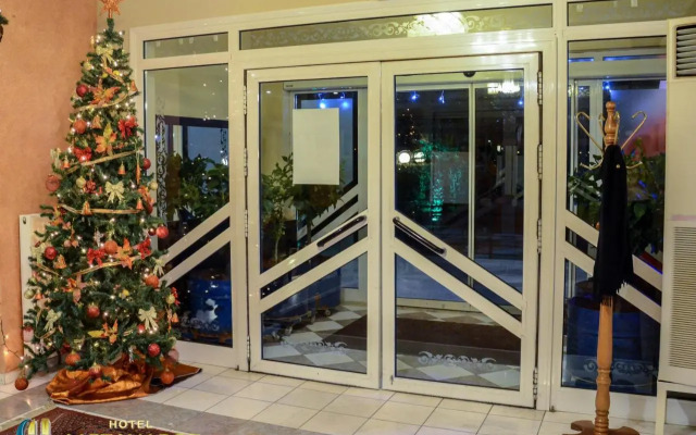 Alexandros Family House