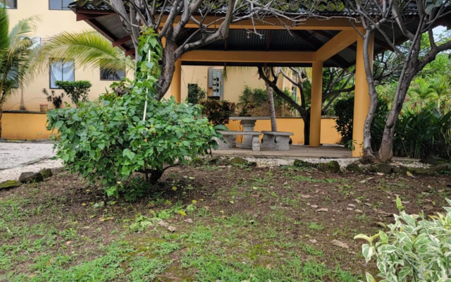 Villa Teresita - Coco Hilltop Sunset