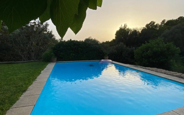 Ses Alzines Apartamento integrado en Casa Rural Habitada