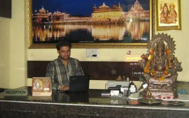 Hotel Bharat Residency