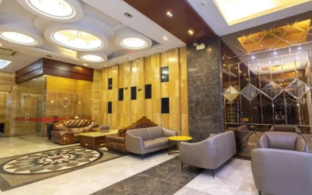 Yihyatt Hotel (Yulin Chinese Medicine Hong Kong Store)