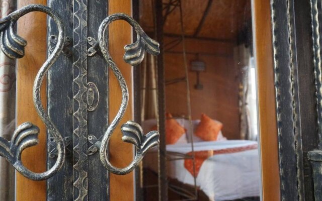 Mitaree Hotel