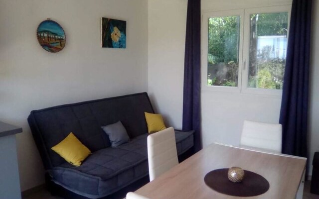 Studio in Saint-joseph, With Wifi