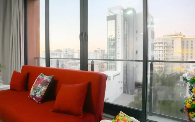 Flat With Sea View Balcony in Kyrenia