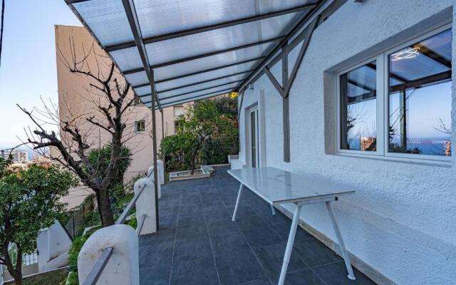 THE WHITE HOUSE BEAUSOLEIL- Monaco Border