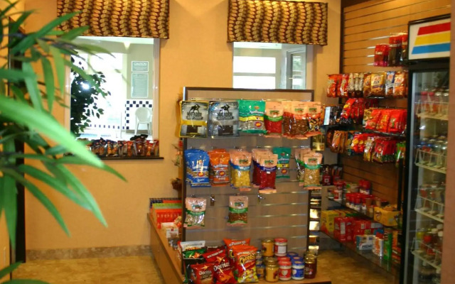 Crystal Inn Hotel & Suites Salt Lake City