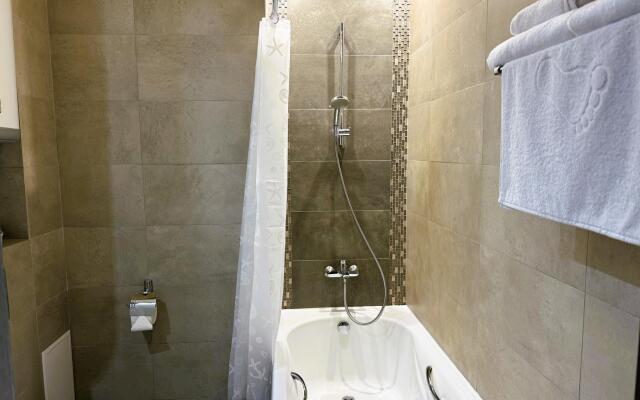 Апартаменты на улице Прапорщика Комарова 58